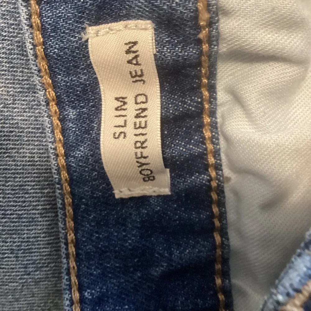J crew broken in comfy BF jeans sz 33
